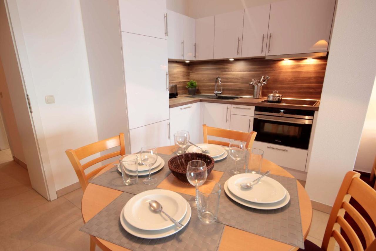 Apartment Bellevue Premium By Rujana