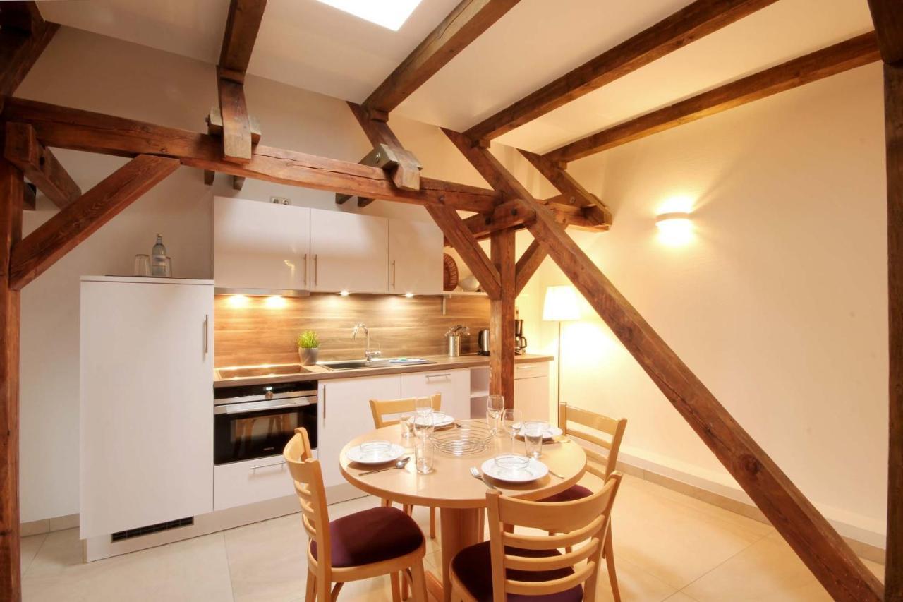 Apartment Bellevue Premium By Rujana